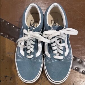 Vans Blue and White suede and canvas sneaker Women’s 6